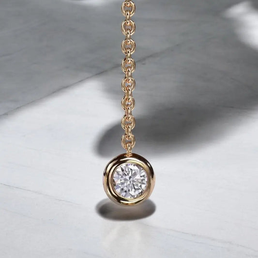 Round Bezel Diamond 18k Gold Necklace DAPR