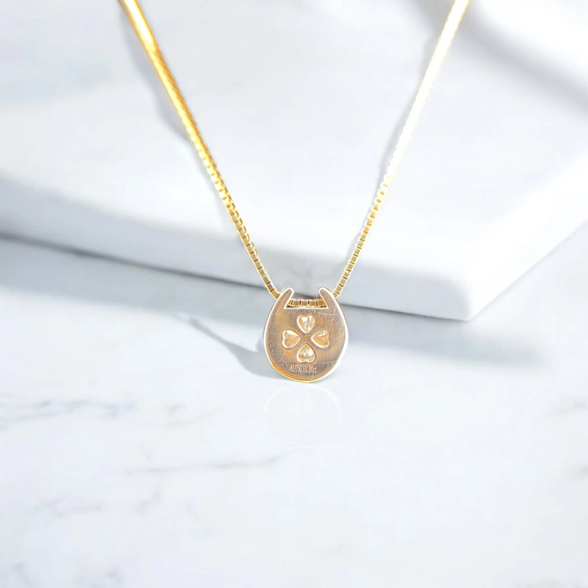 1ct Gold Plated Horseshoe Necklace DAPR